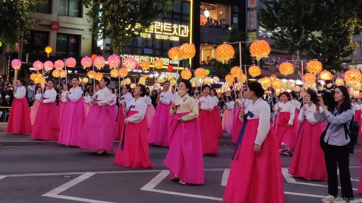 Lotus Lantern Parade 10