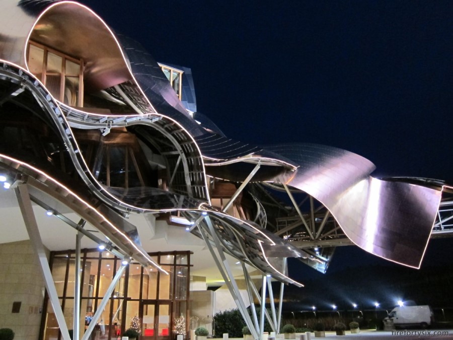 Elciego - Marques de Riscal - Hotel at night 03