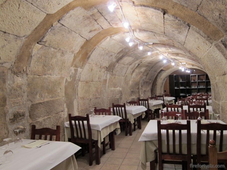 Elciego - Underground restaurant 02