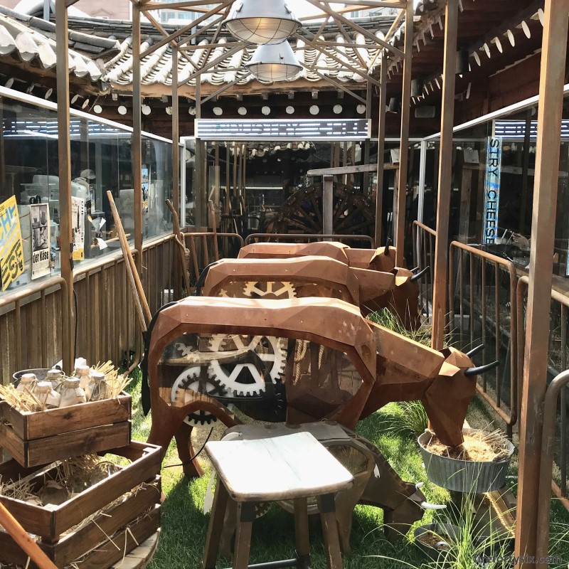 Ikseondong Hanok Village - Cheese Industry 02