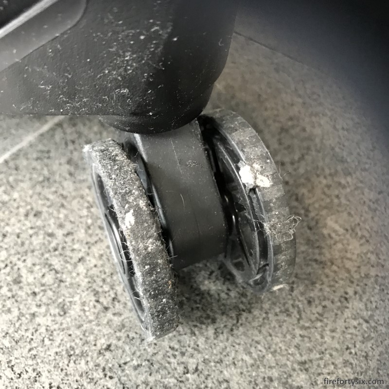 Briggs & Riley Wheels - Damaged wheels 02