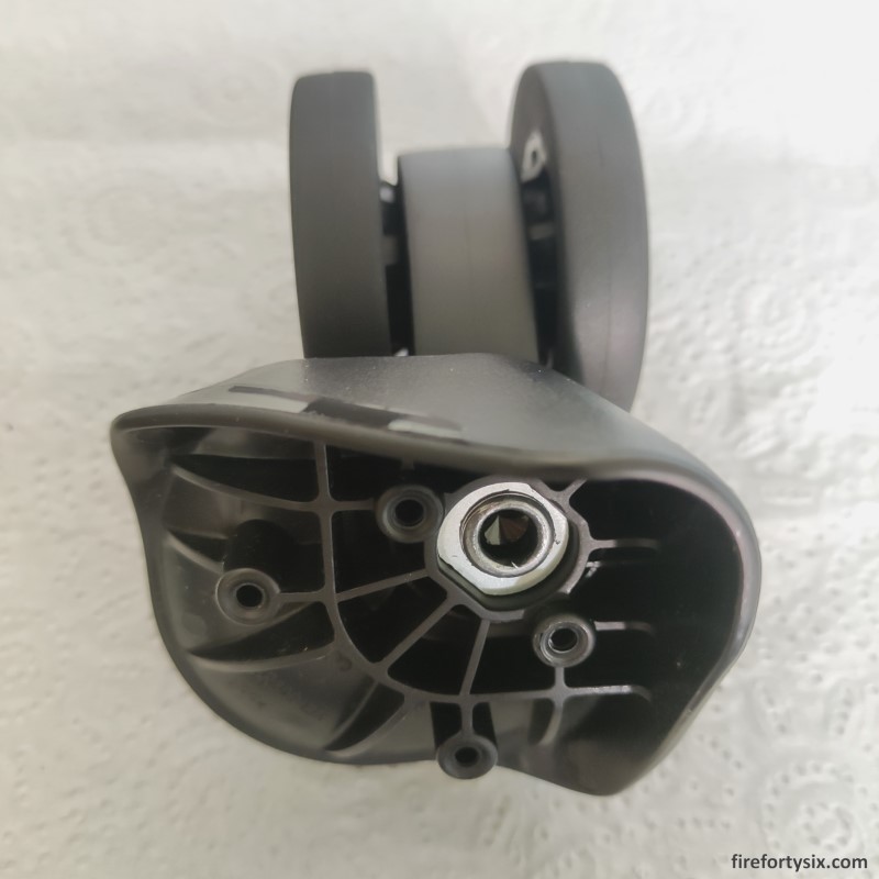 Briggs & Riley Wheels - New wheels 02