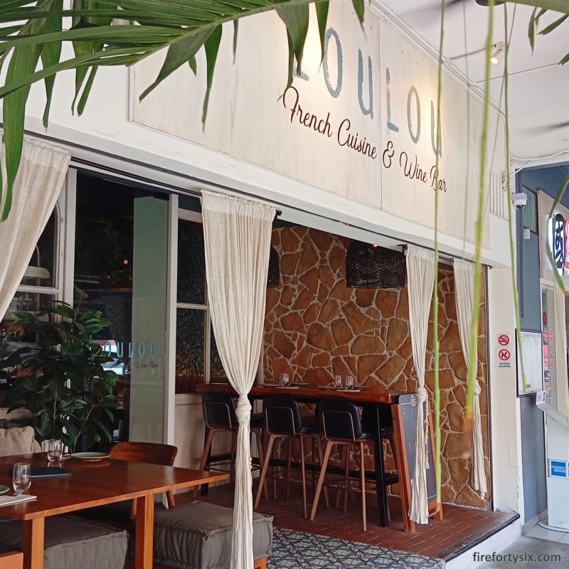 Loulou - Exterior 01